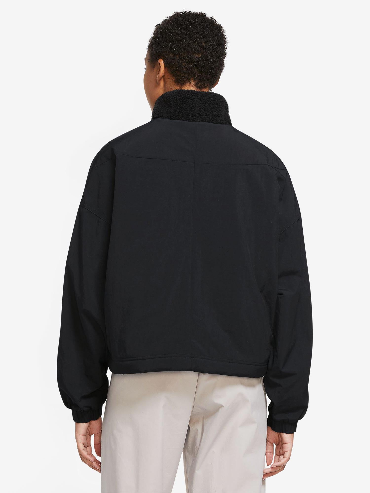 NIKE Яке W ESSNTL WVN SHRPA LND JKT