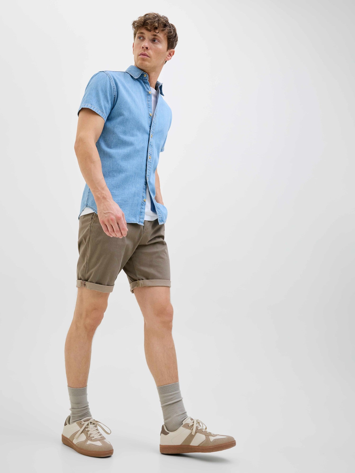 JACK & JONES Къси панталони JPSTBOWIE SHORTS SA PRINTED MID SN