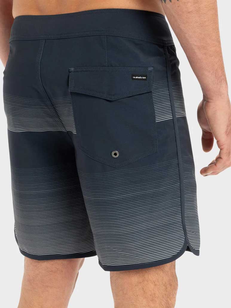 QUIKSILVER Плувни шорти SURFSILK SCALLOP 18
