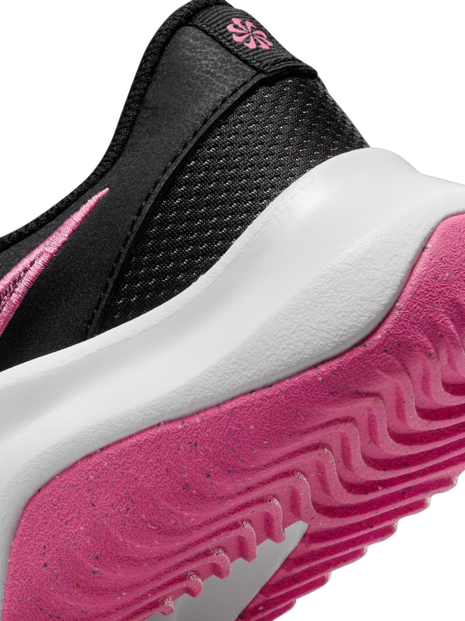 NIKE Обувки W LEGEND ESSENTIAL 3 NN