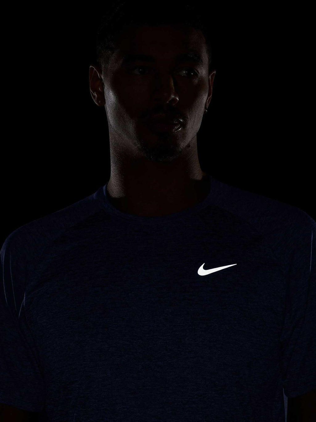 NIKE Тениска M NK DFADV STRIDE SS TOP