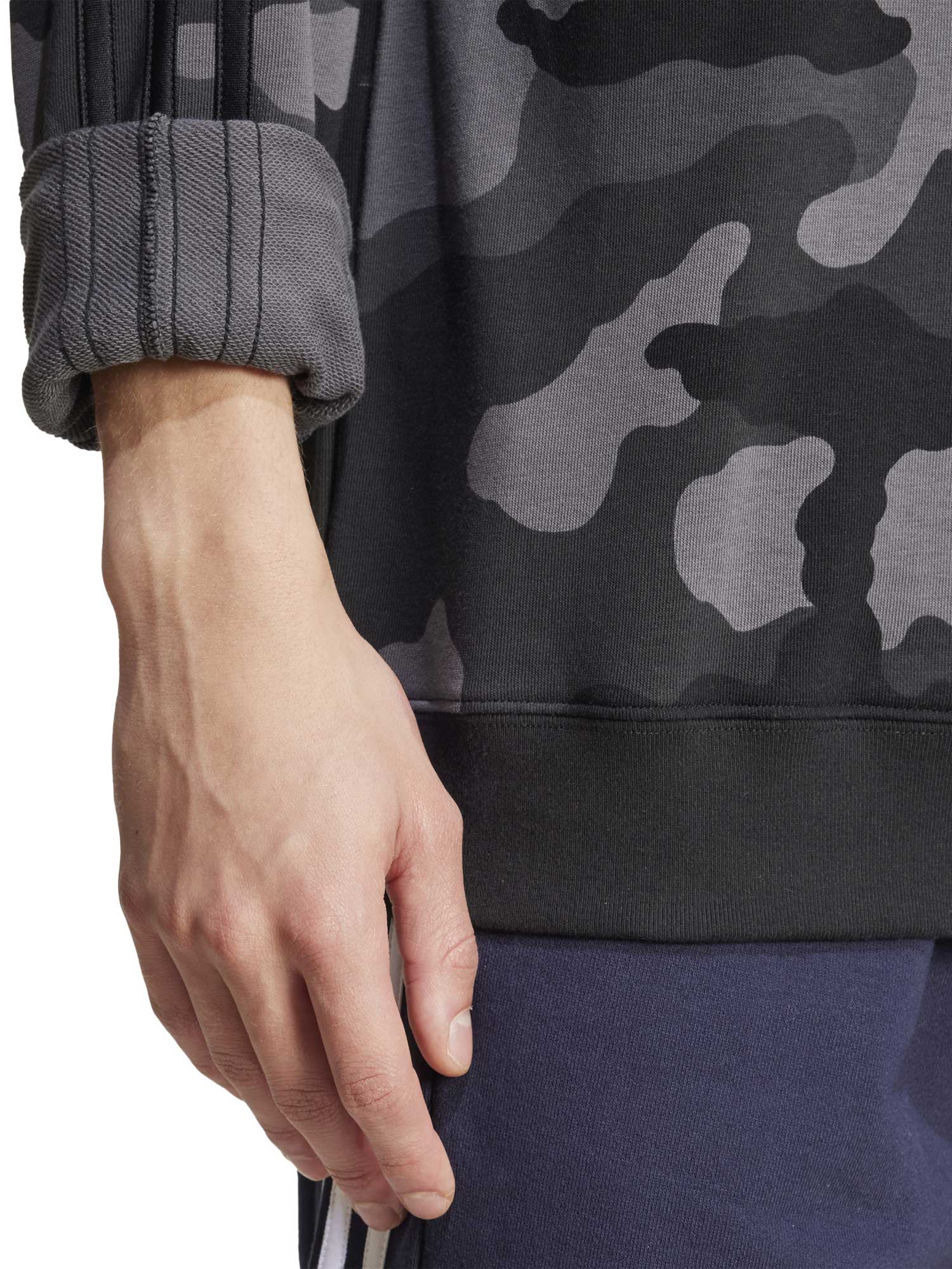ADIDAS SPORTSWEAR Блуза Seasonal Essentials Camouflage Sweatshirt