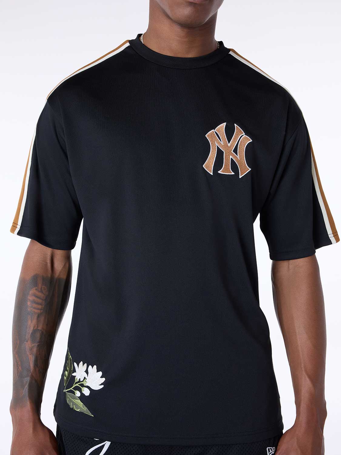 NEW ERA Тениска MLB FLORAL OS TEE NEYYAN
