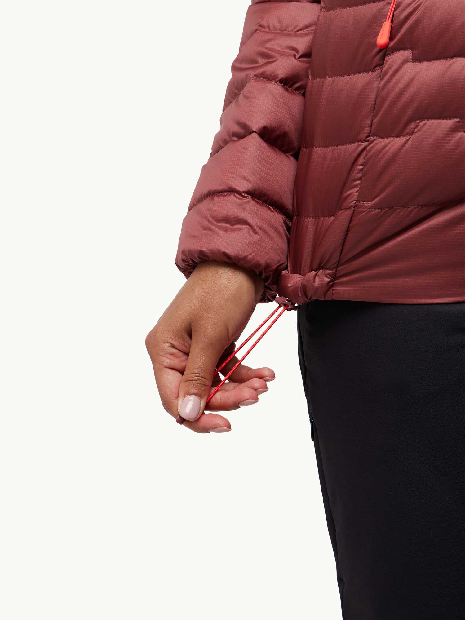 JACK WOLFSKIN Яке PASSAMANI DOWN HOODY W RDS