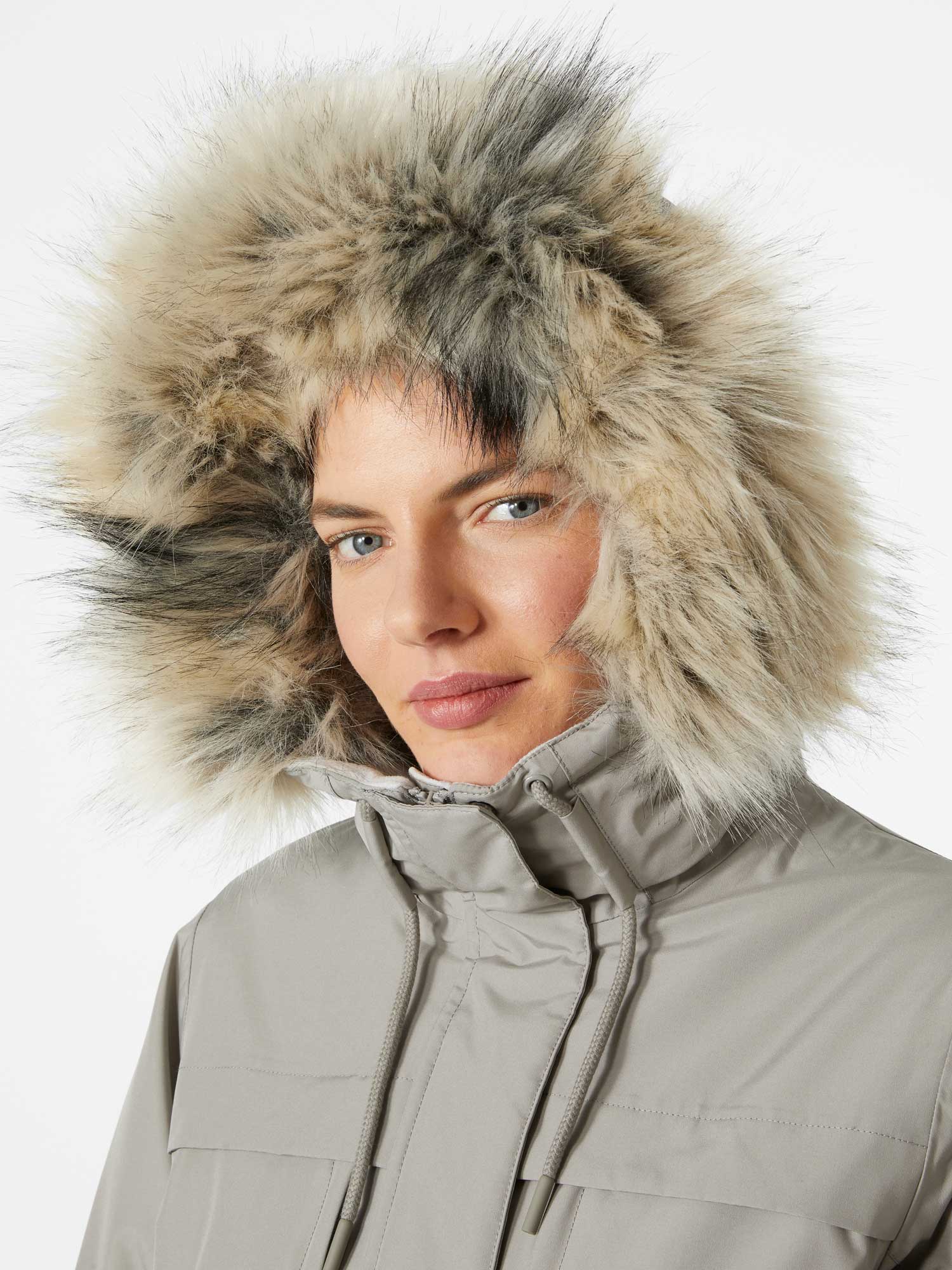 HELLY HANSEN Яке W COASTAL PARKA
