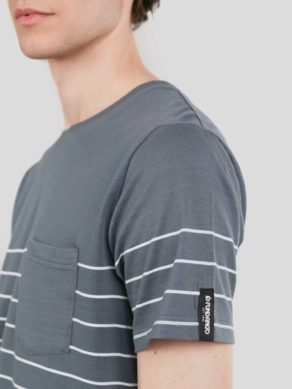 FUNDANGO Тениска Jaggy Pocket