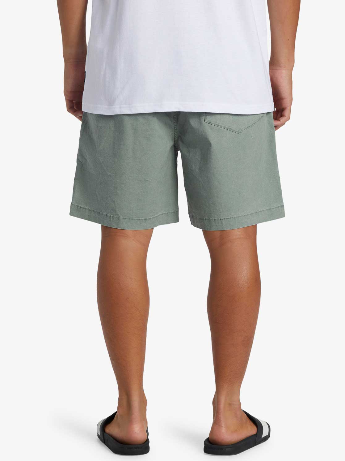 QUIKSILVER Къси панталони TAXER
