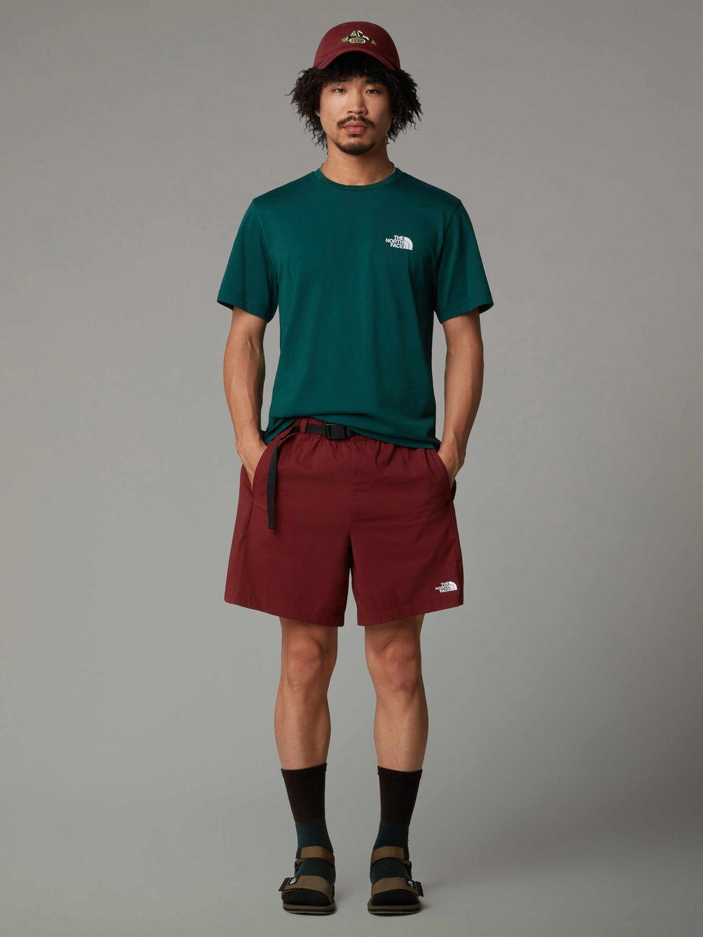 THE NORTH FACE Рокля W SS ESSENTIAL OVERSIZE TEE DRESS