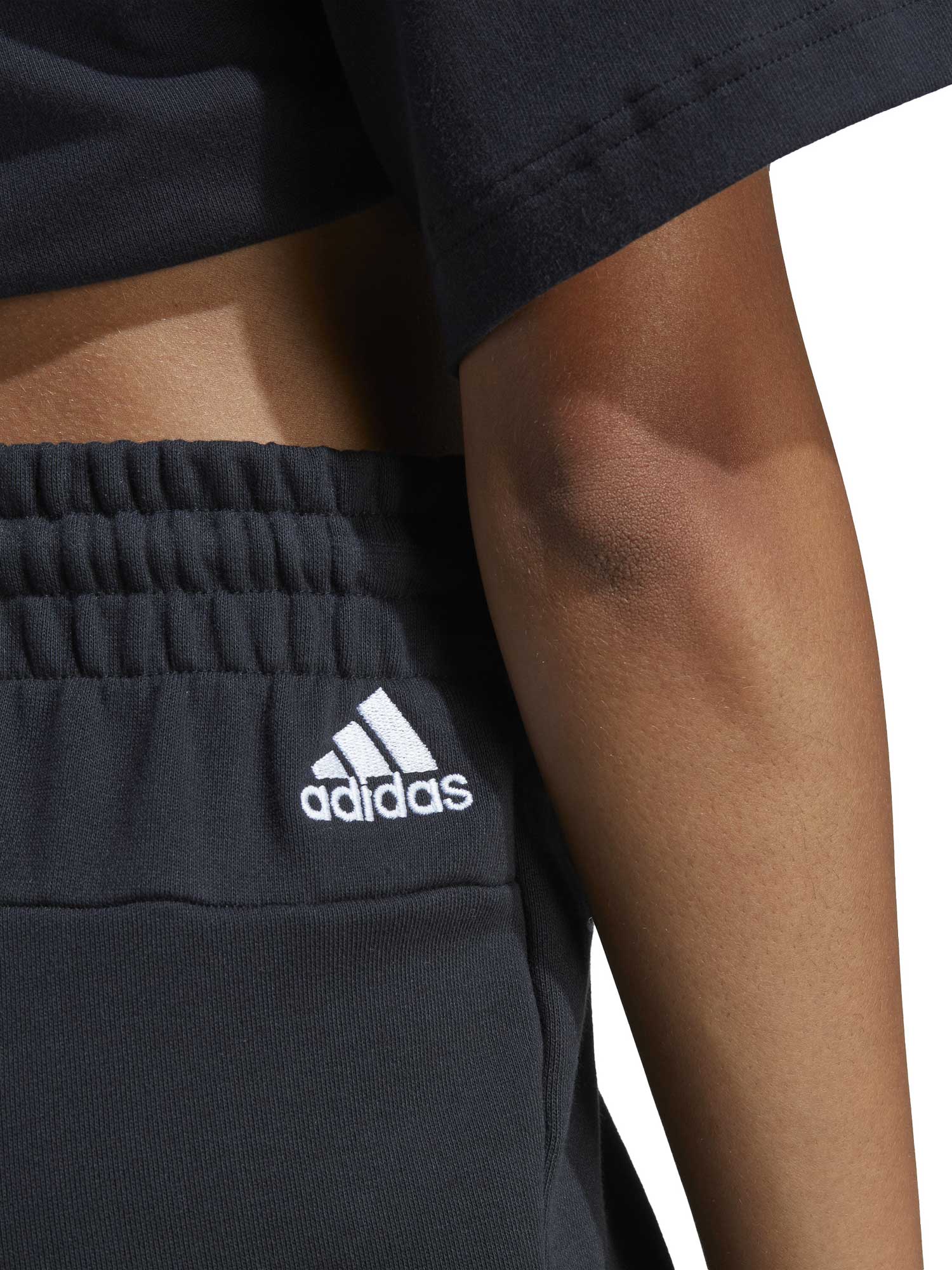 ADIDAS SPORTSWEAR Къси панталони Essentials Linear French Terry