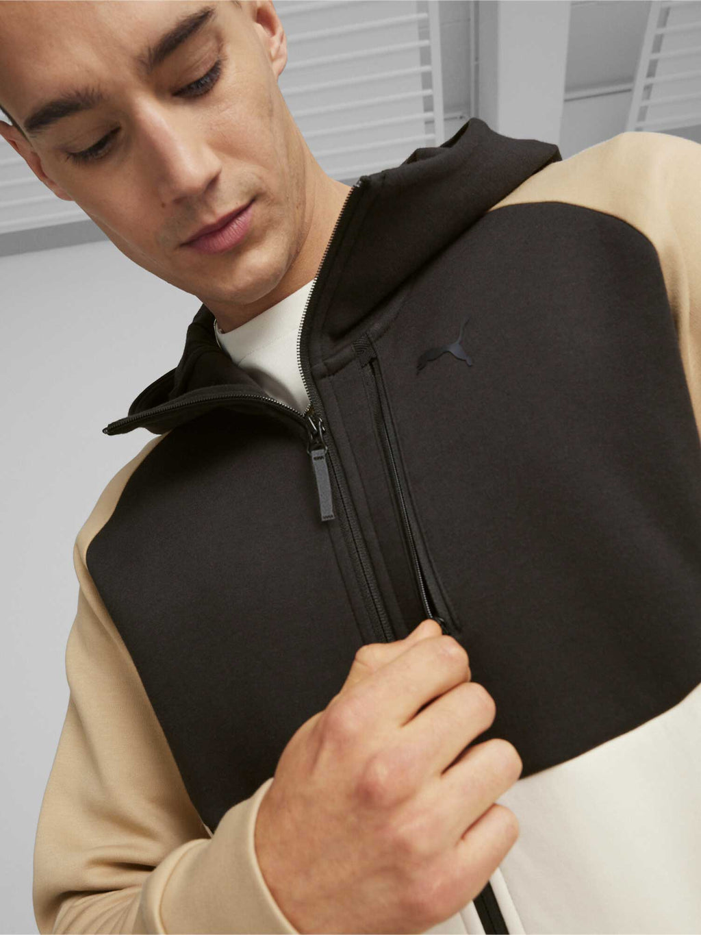 PUMA Суитшърт PUMATECH FZ Hoodie DK