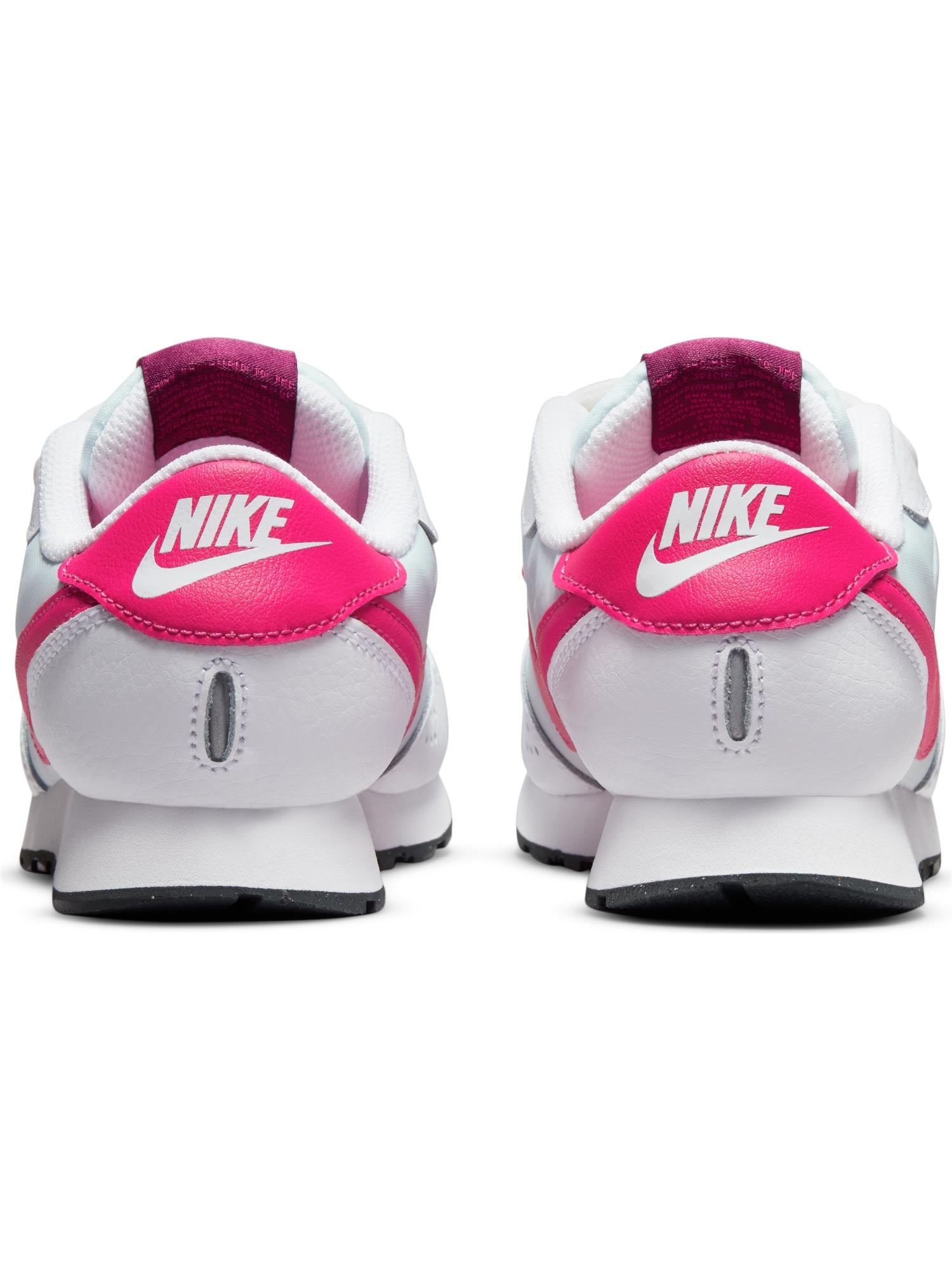 NIKE Обувки MD VALIANT PSV