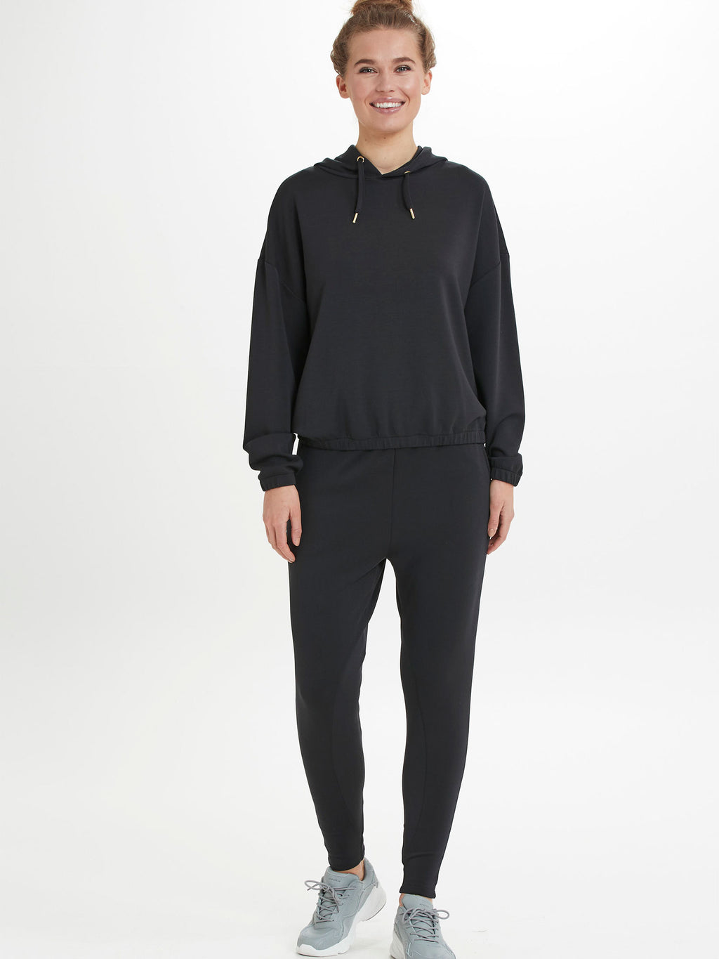 ATHLECIA Суитшърт Namier