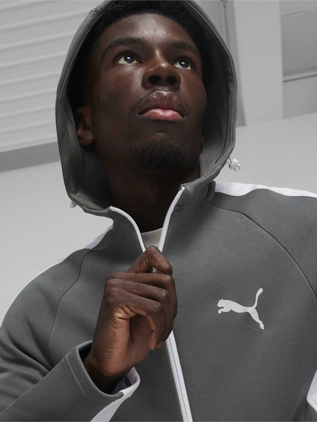 PUMA Суитшърт EVOSTRIPE Full-Zip Hoodie DK