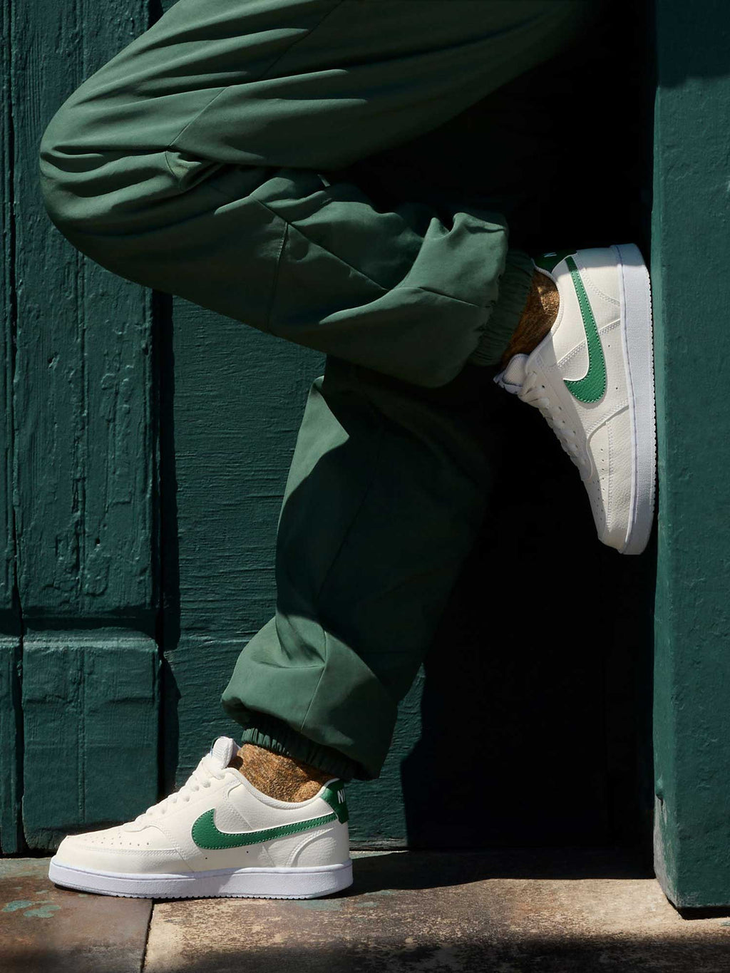NIKE Обувки W COURT VISION LO NN