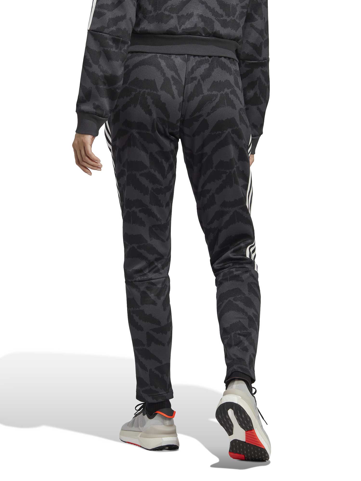 ADIDAS SPORTSWEAR Спортно долнище Tiro Suit Up Lifestyle Track Pant
