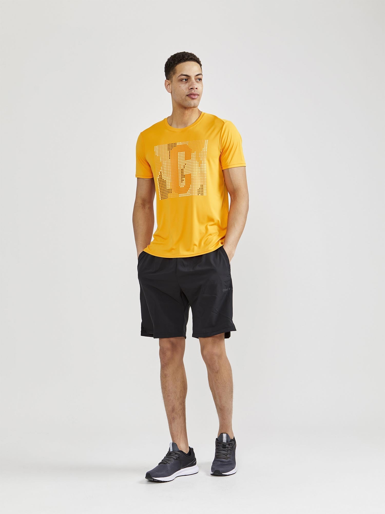 CRAFT Къси панталони CORE ESSENCE SHORTS M