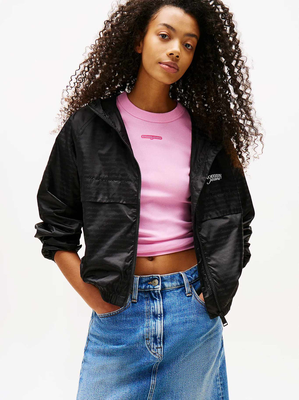 TOMMY JEANS Ветровка TJW JACQUARD WINDERBREAKER