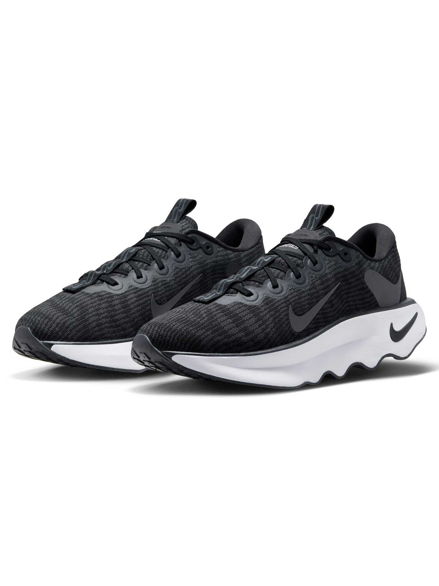 NIKE Обувки MOTIVA