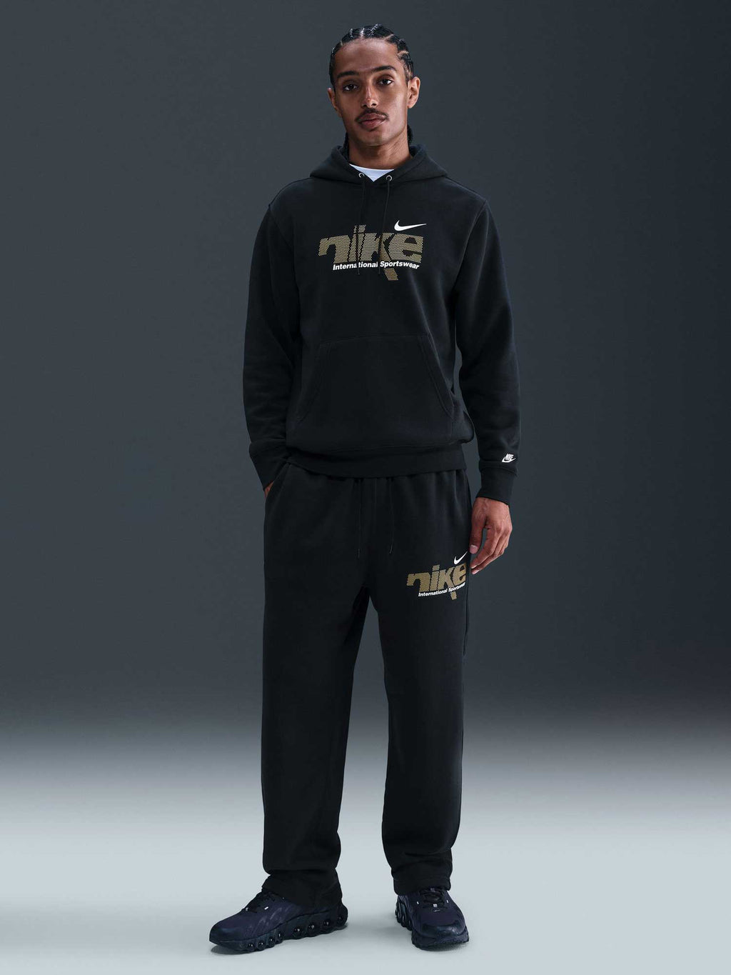 NIKE Суитшърт M NK CLUB BB PO HDY SWSH SPORT