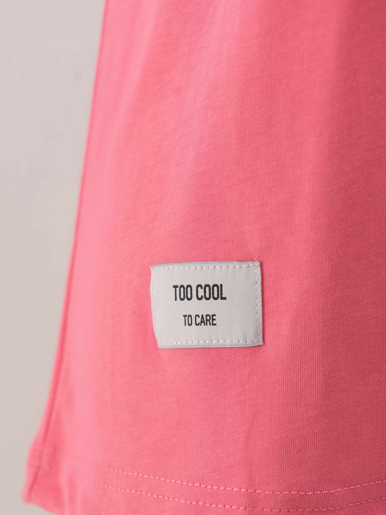 BRILLE Тениска TOO COOL TO CARE