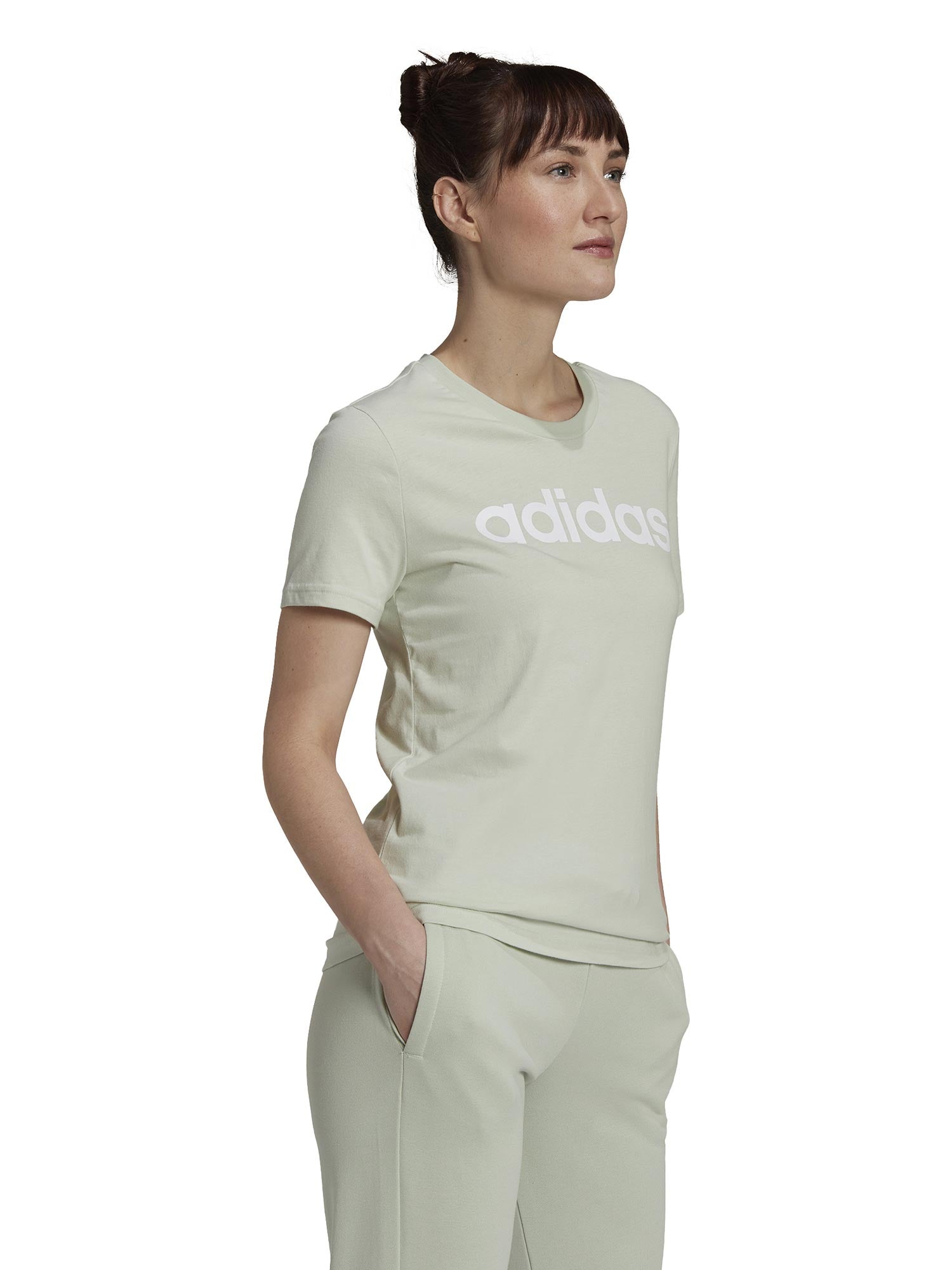 ADIDAS SPORTSWEAR Тениска LOUNGEWEAR Essentials Slim Logo