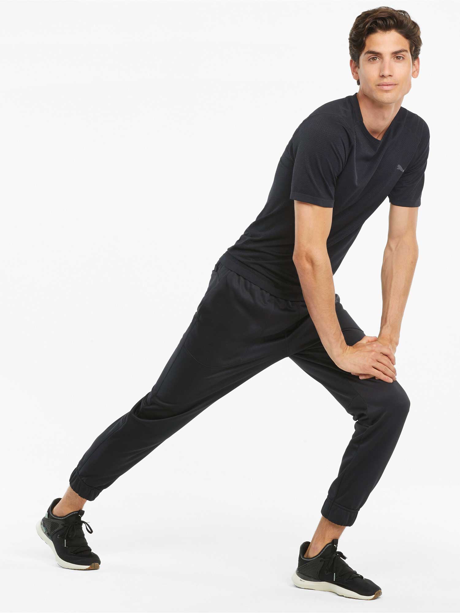 PUMA Спортно долнище TRAIN PWR FLEECE JOGGER
