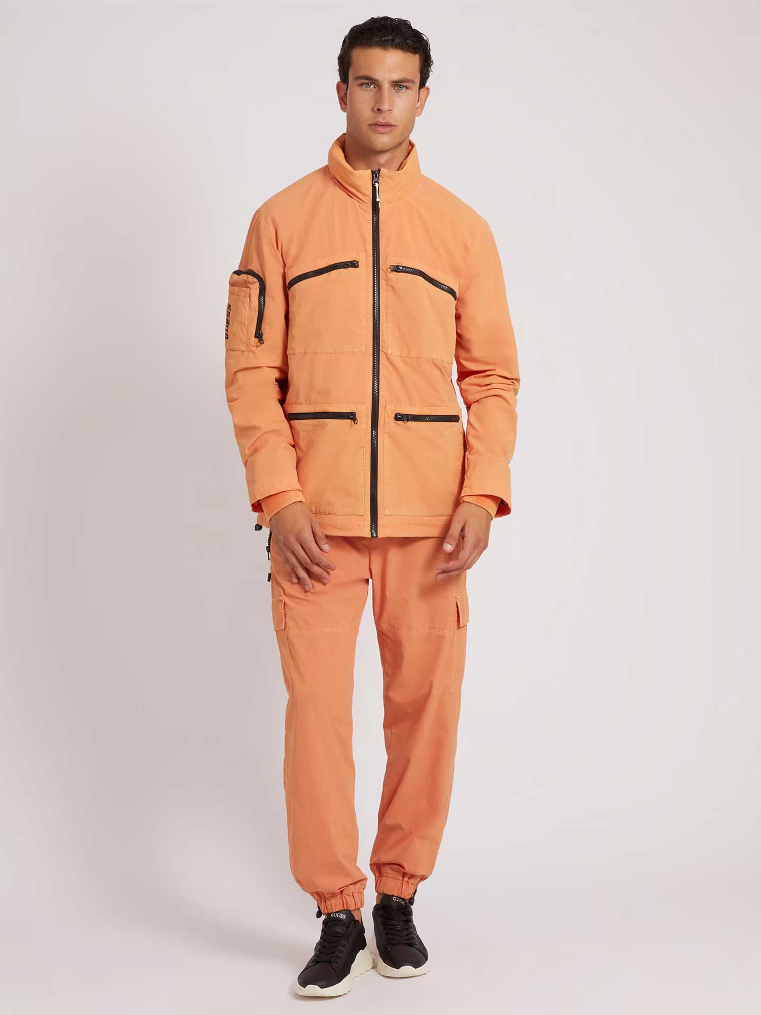 GUESS Яке LYNDON