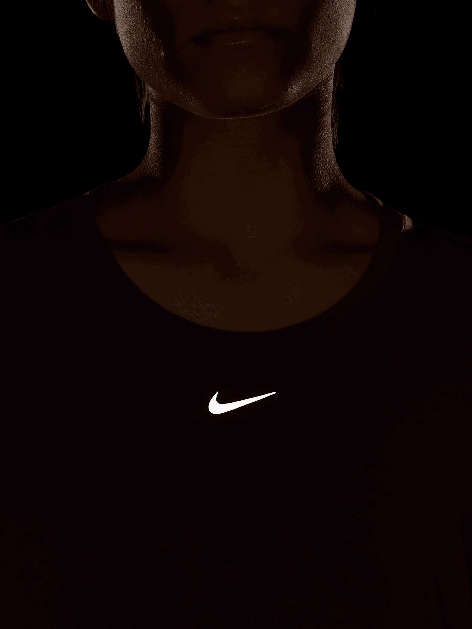 NIKE Тениска W NK ONE LUXE DF SS STD TOP