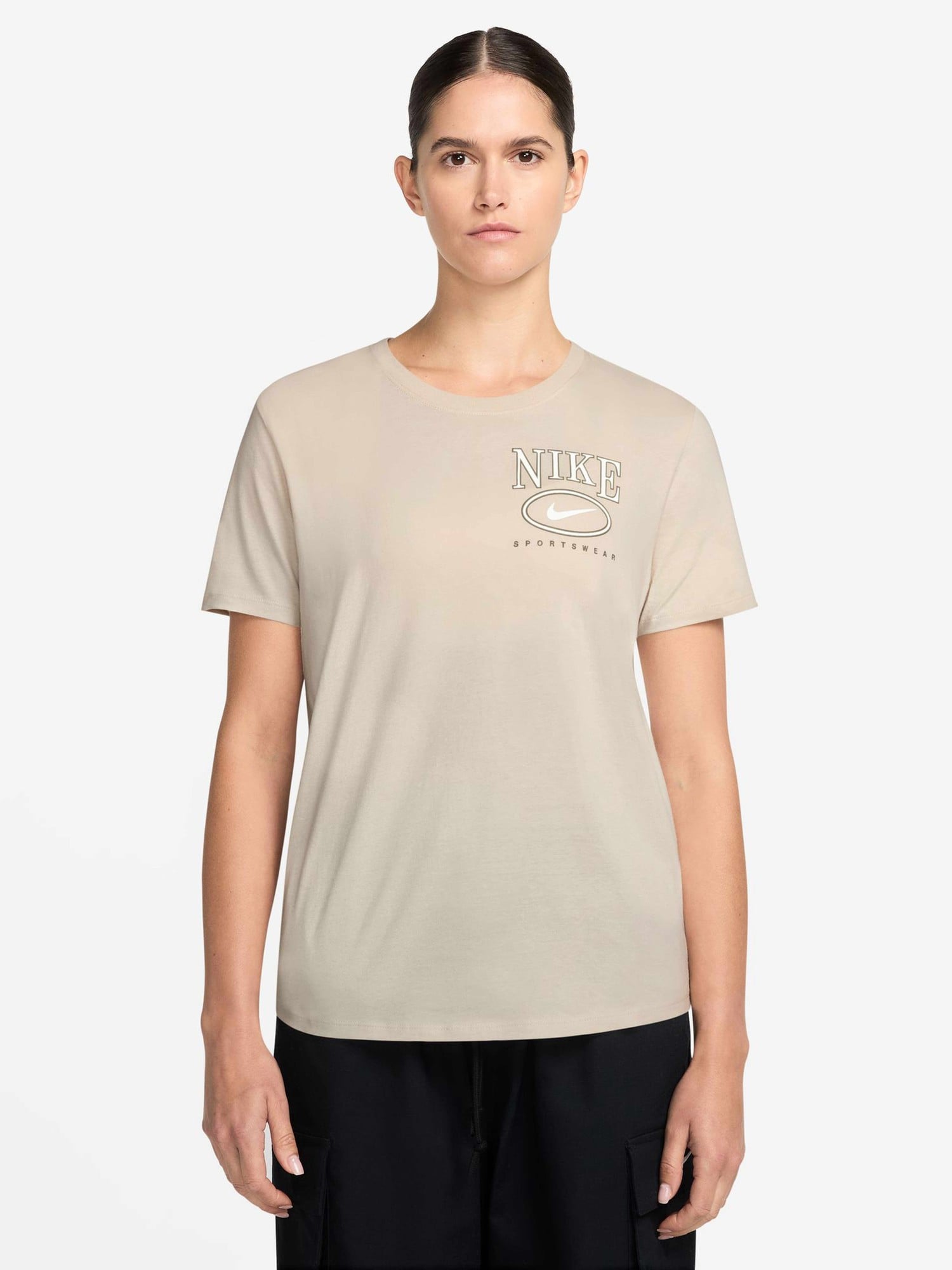 NIKE Тениска W NSW CLUB SS TEE CC