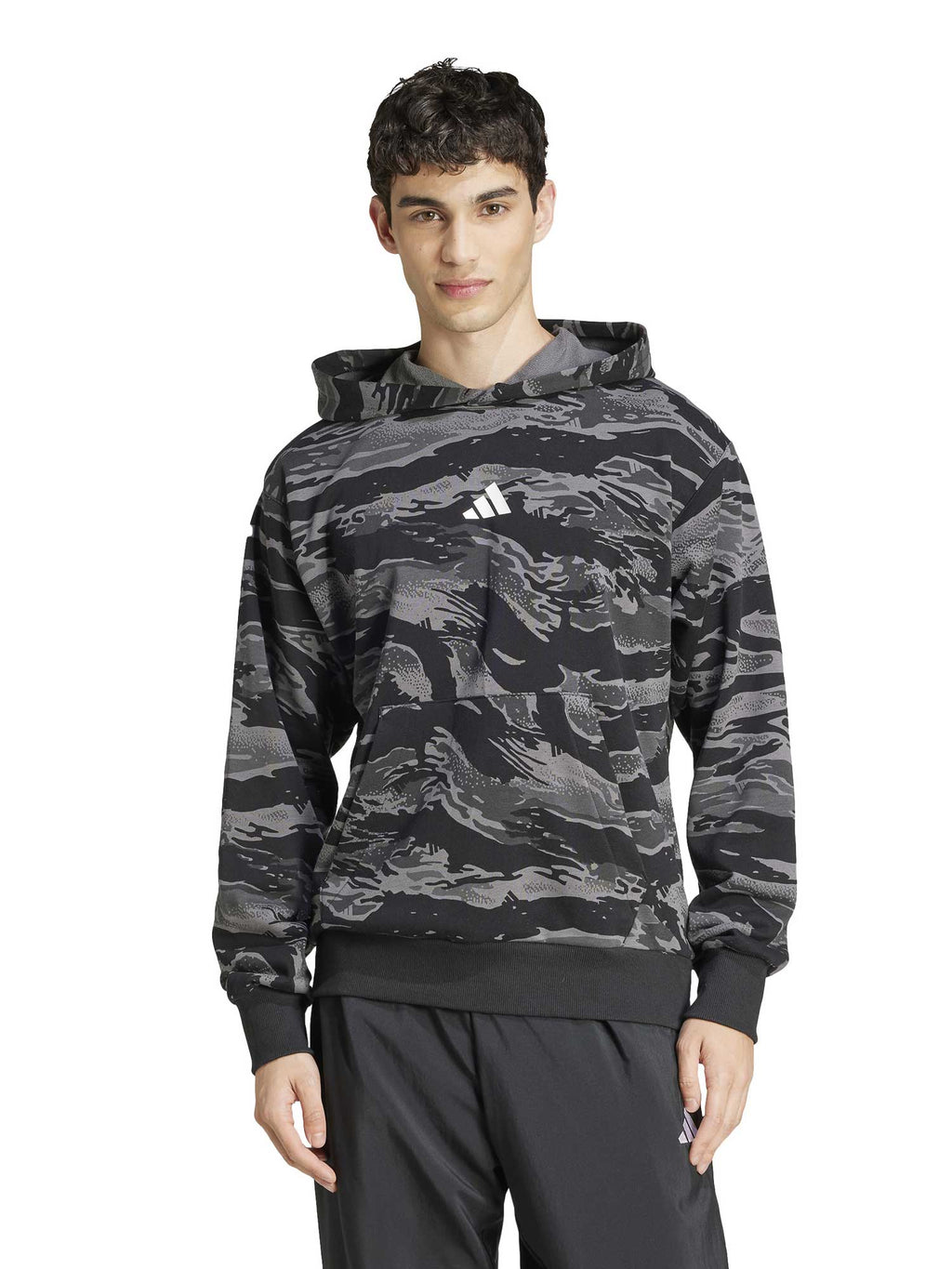 ADIDAS SPORTSWEAR Суитшърт Seasonal Essentials Camo Hoodie