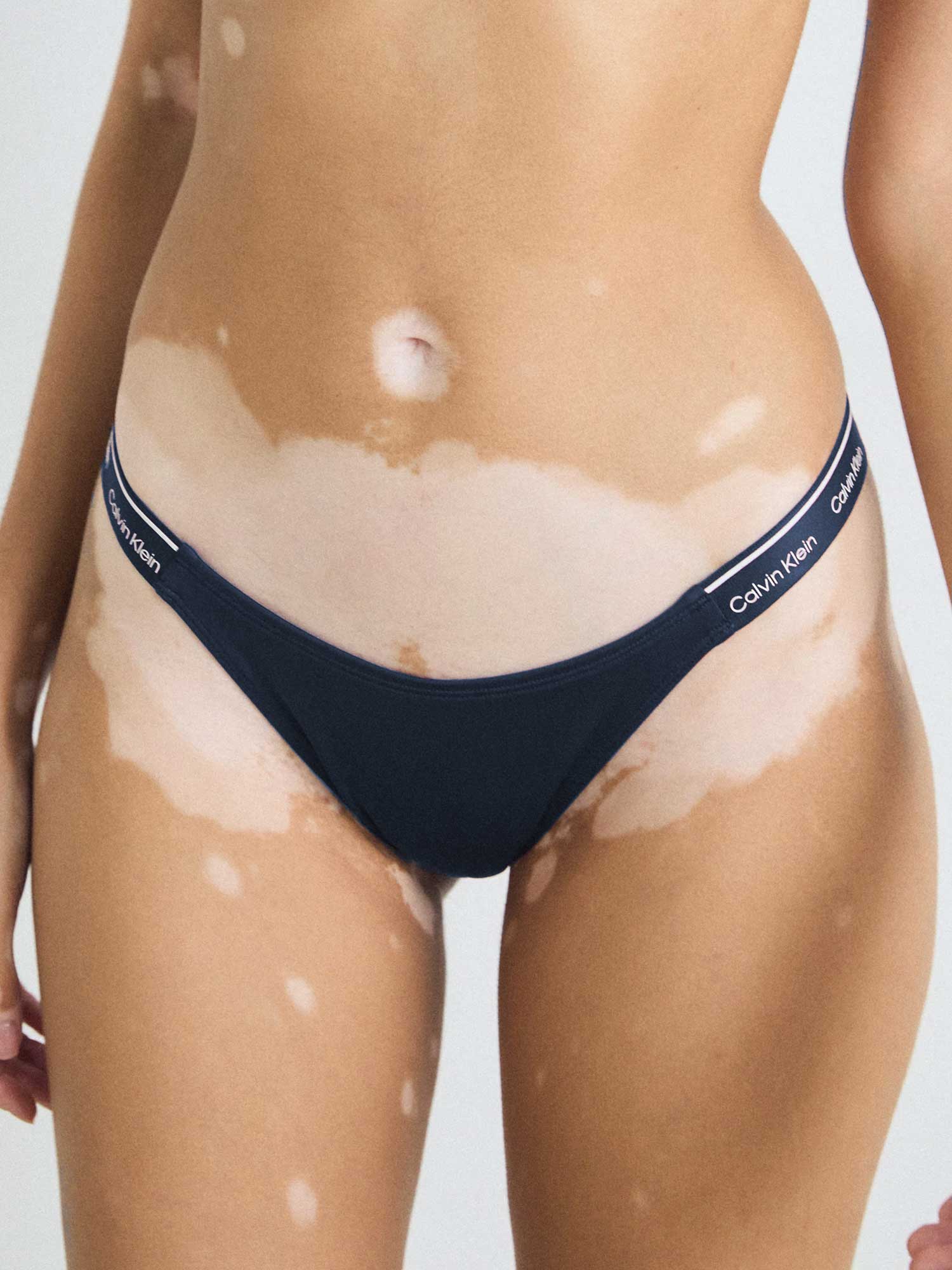 CALVIN KLEIN Бански долнище CURVED DELTA BIKINI