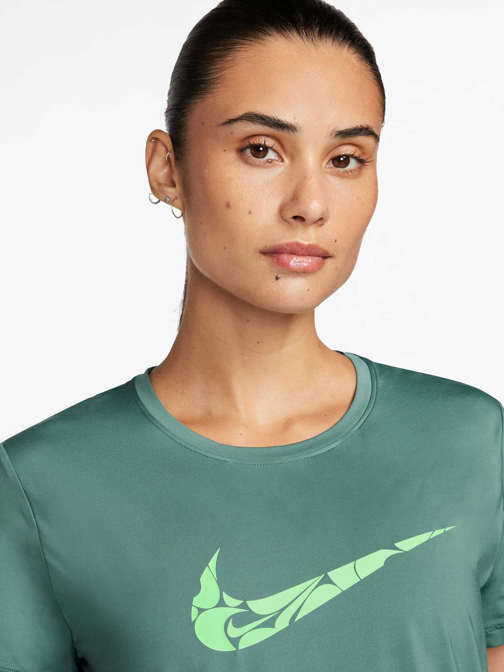 NIKE Тениска W NK ONE SWSH HBR DF SS TOP