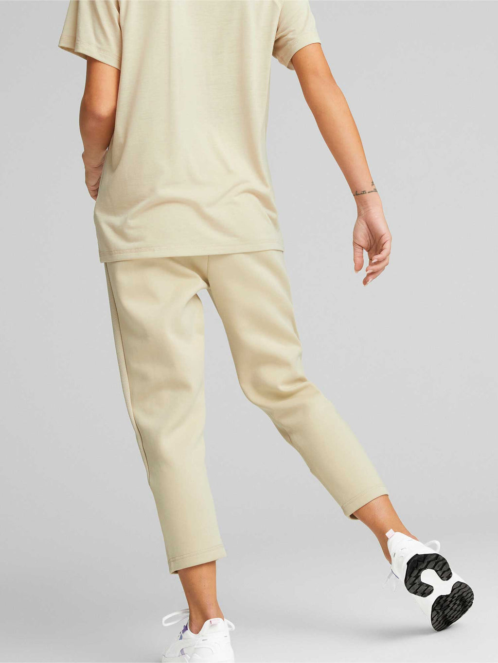 PUMA Спортно долнище EVOSTRIPE High-Waist