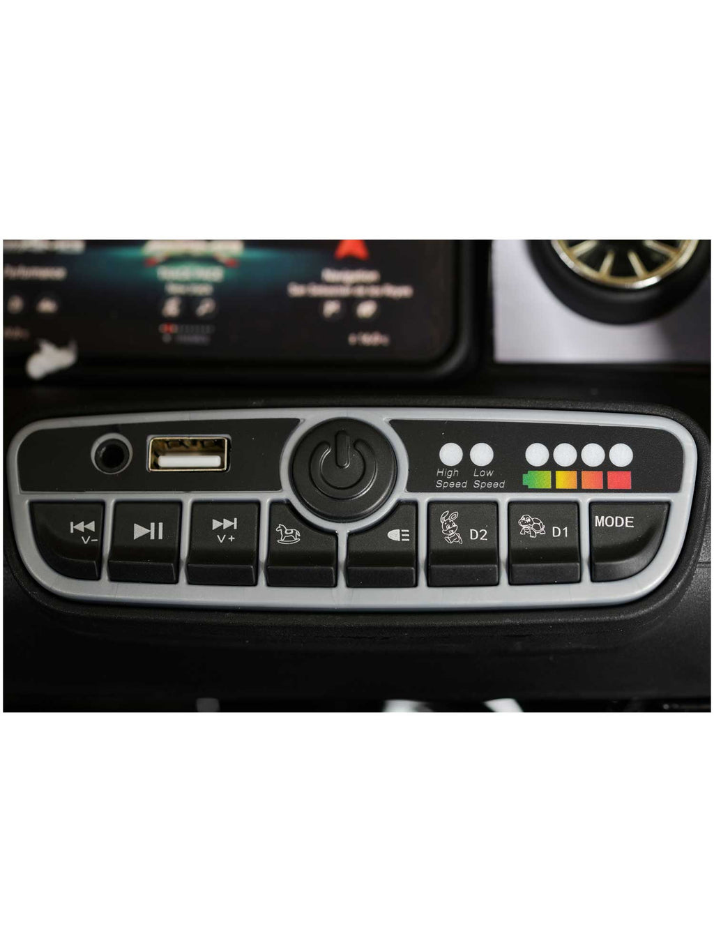MONI Акумулаторна кола Mercedes-AMG CLA 45
