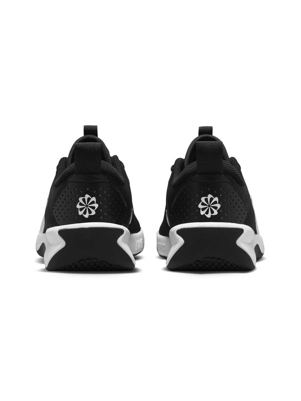 NIKE Обувки OMNI MULTI-COURT GS