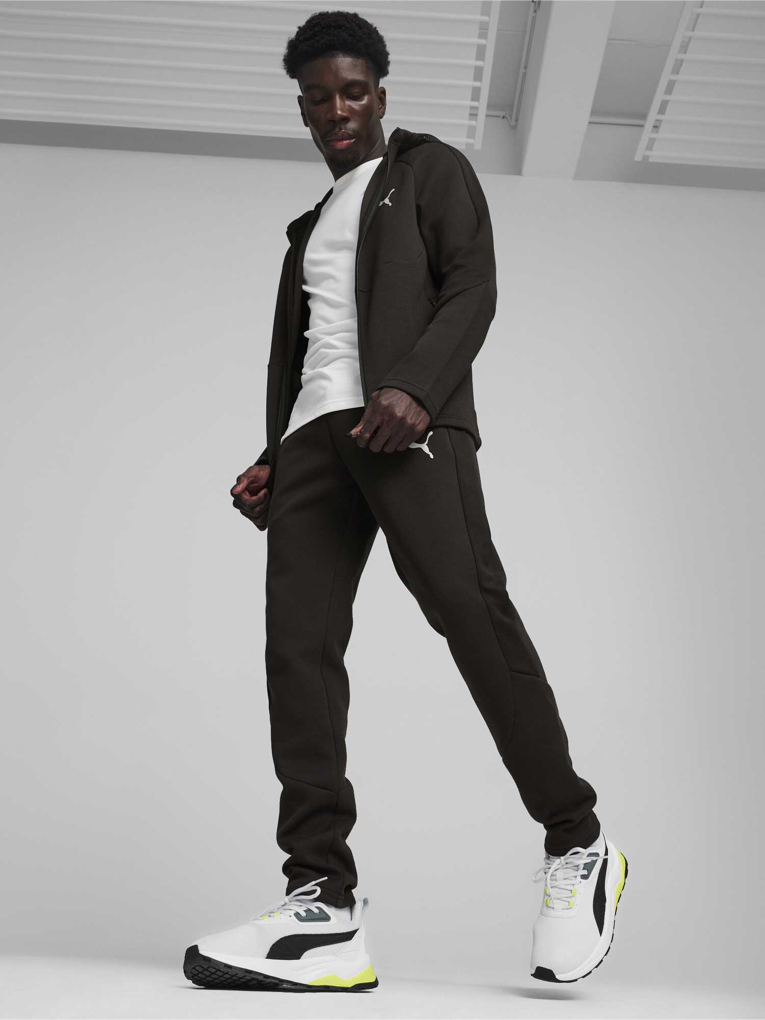 PUMA Спортно долнище EVOSTRIPE Pants DK