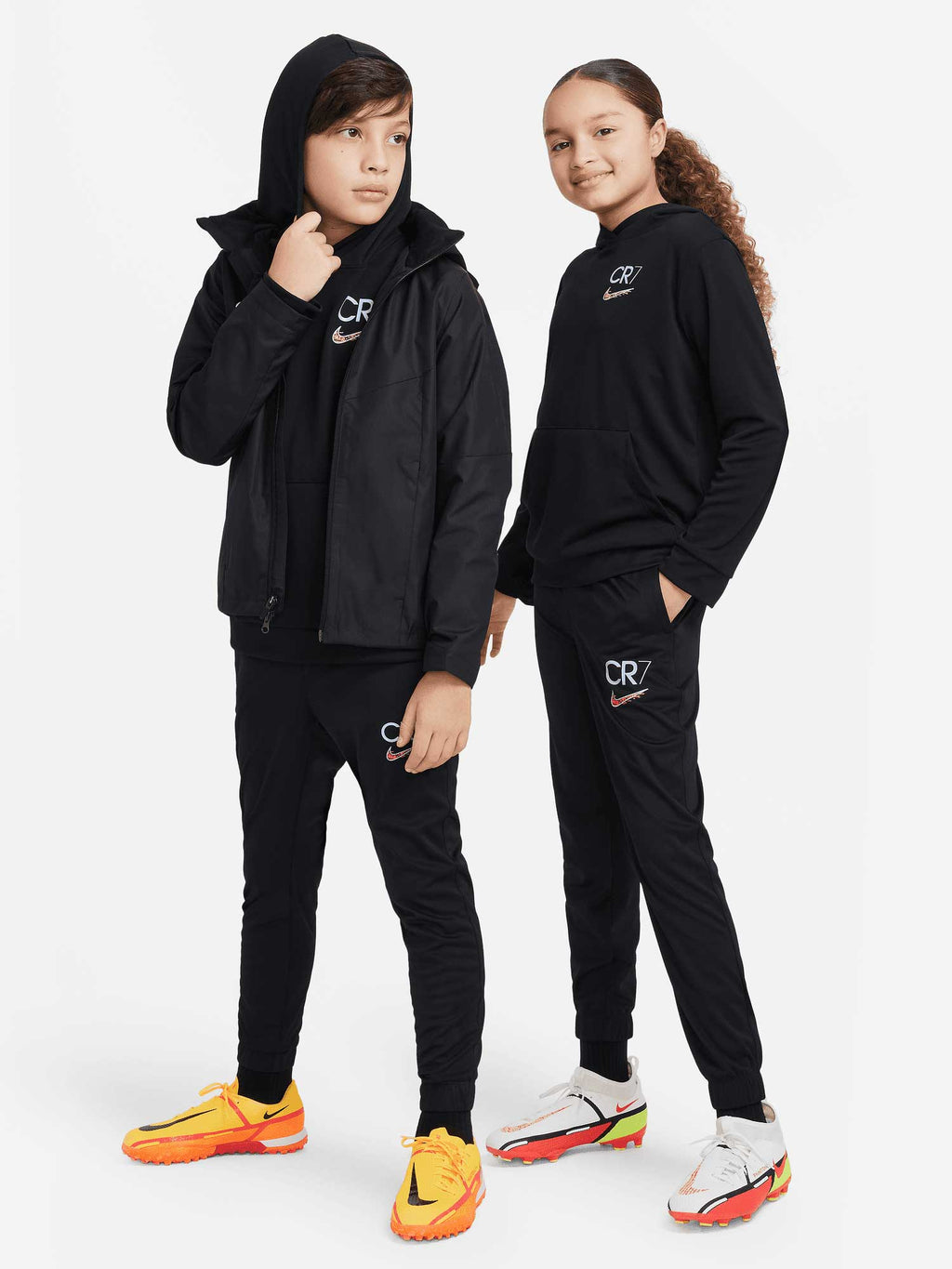 NIKE Спортно долнище CR7 B NK DF KPZ