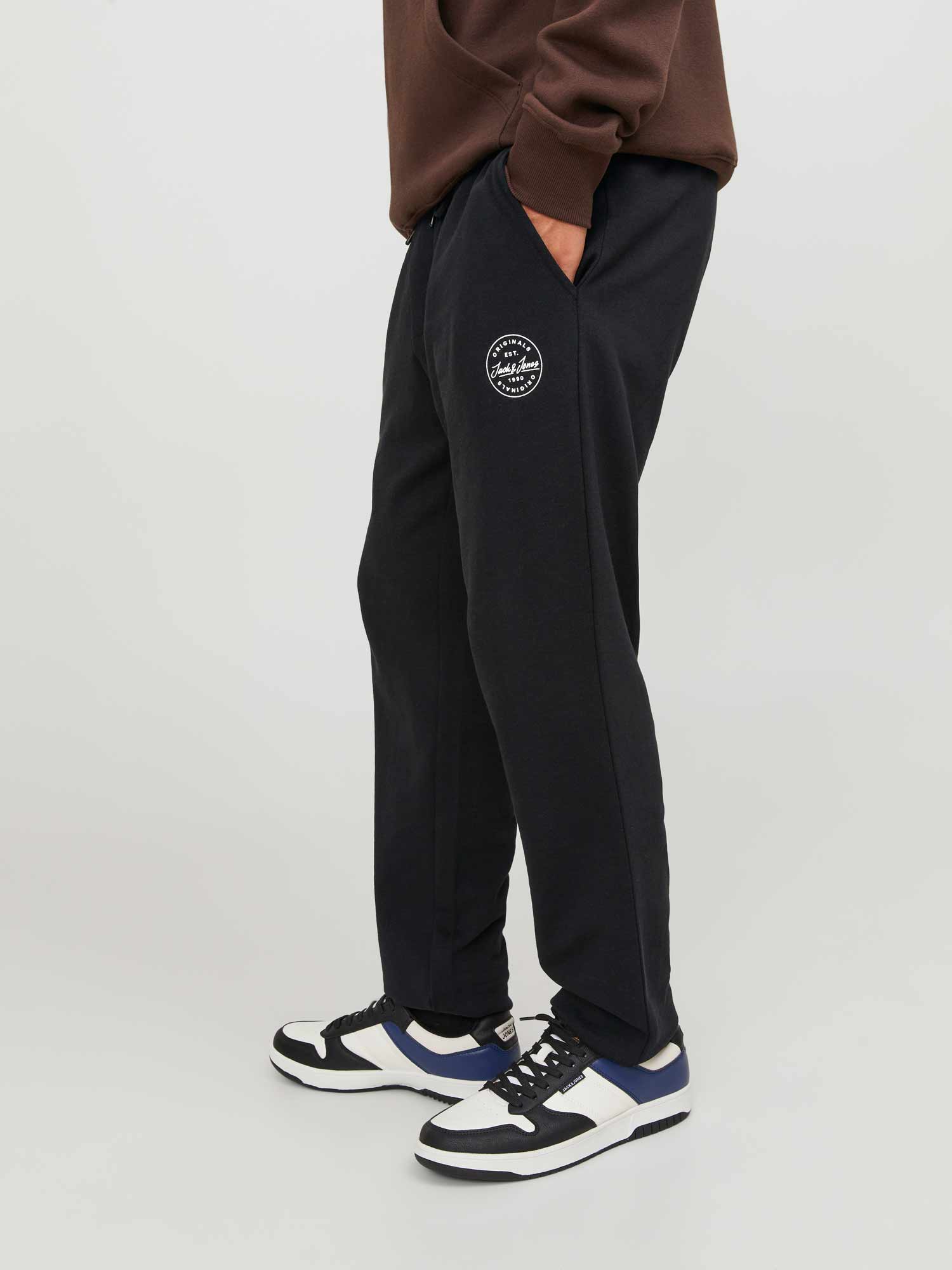 JACK & JONES Спортно долнище JPSTGORDON SHARK SWEAT PANTS NOOS