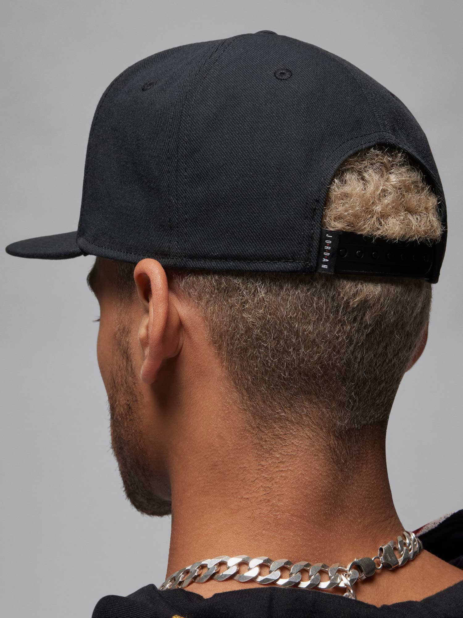 JORDAN Шапка U J PRO CAP S FB JUMPMAN