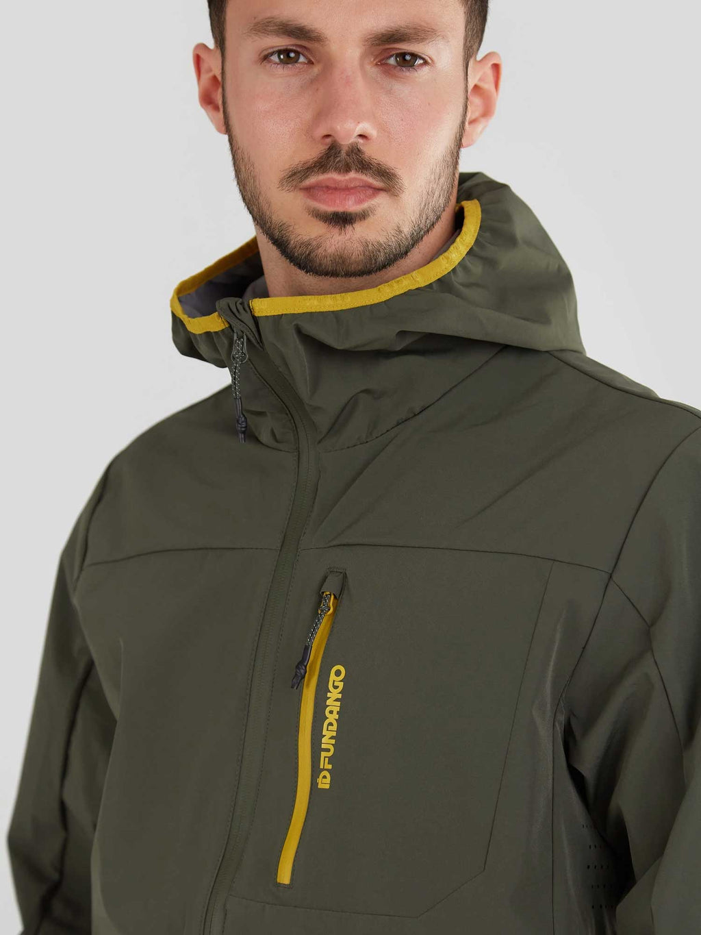 FUNDANGO Яке Alloy Hooded Softshell
