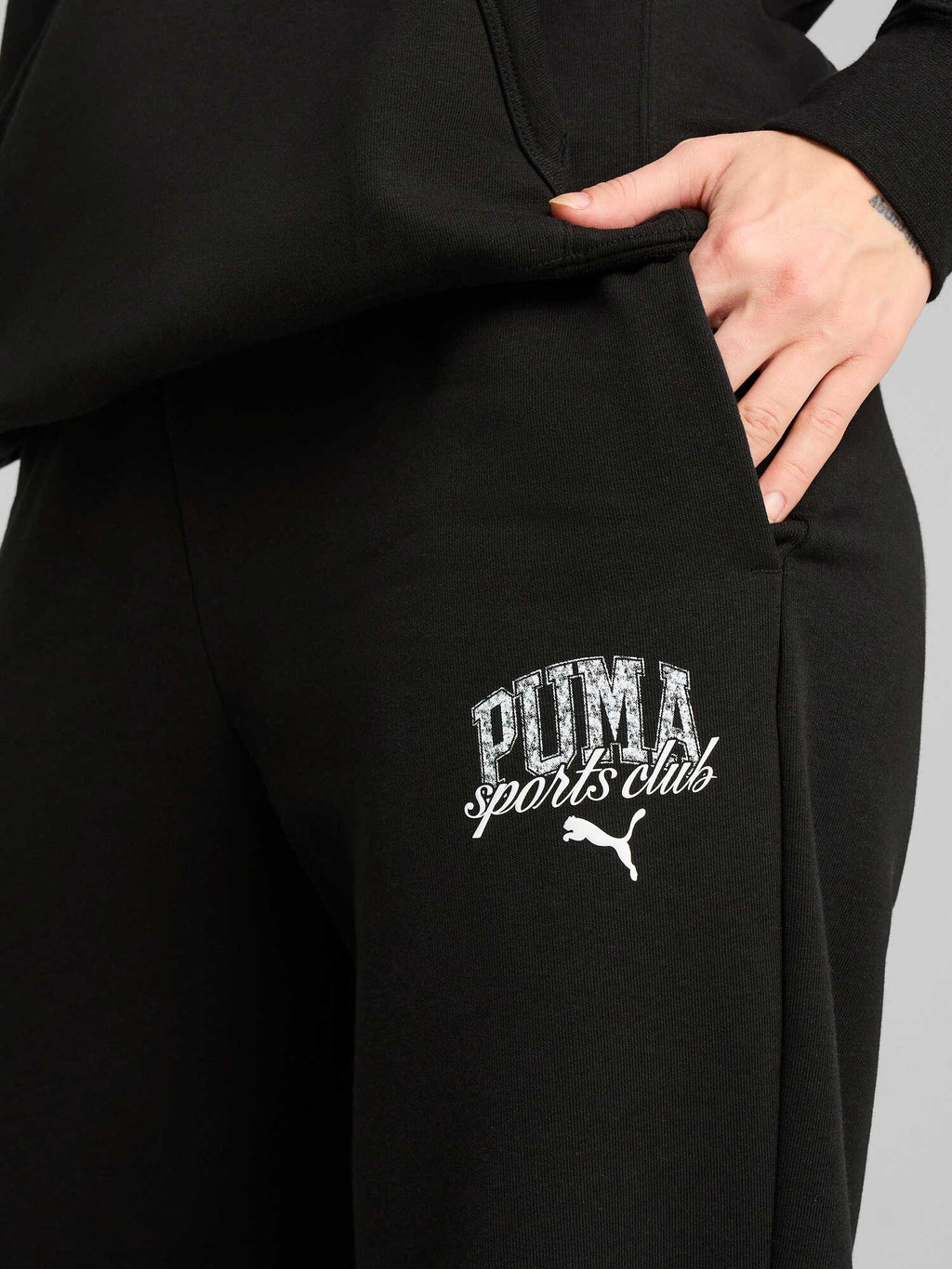 PUMA Спортно долнище SQUAD Sweatpants TR cl