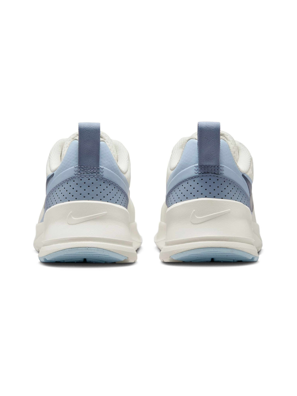 NIKE Обувки W AIR MAX NUAXIS