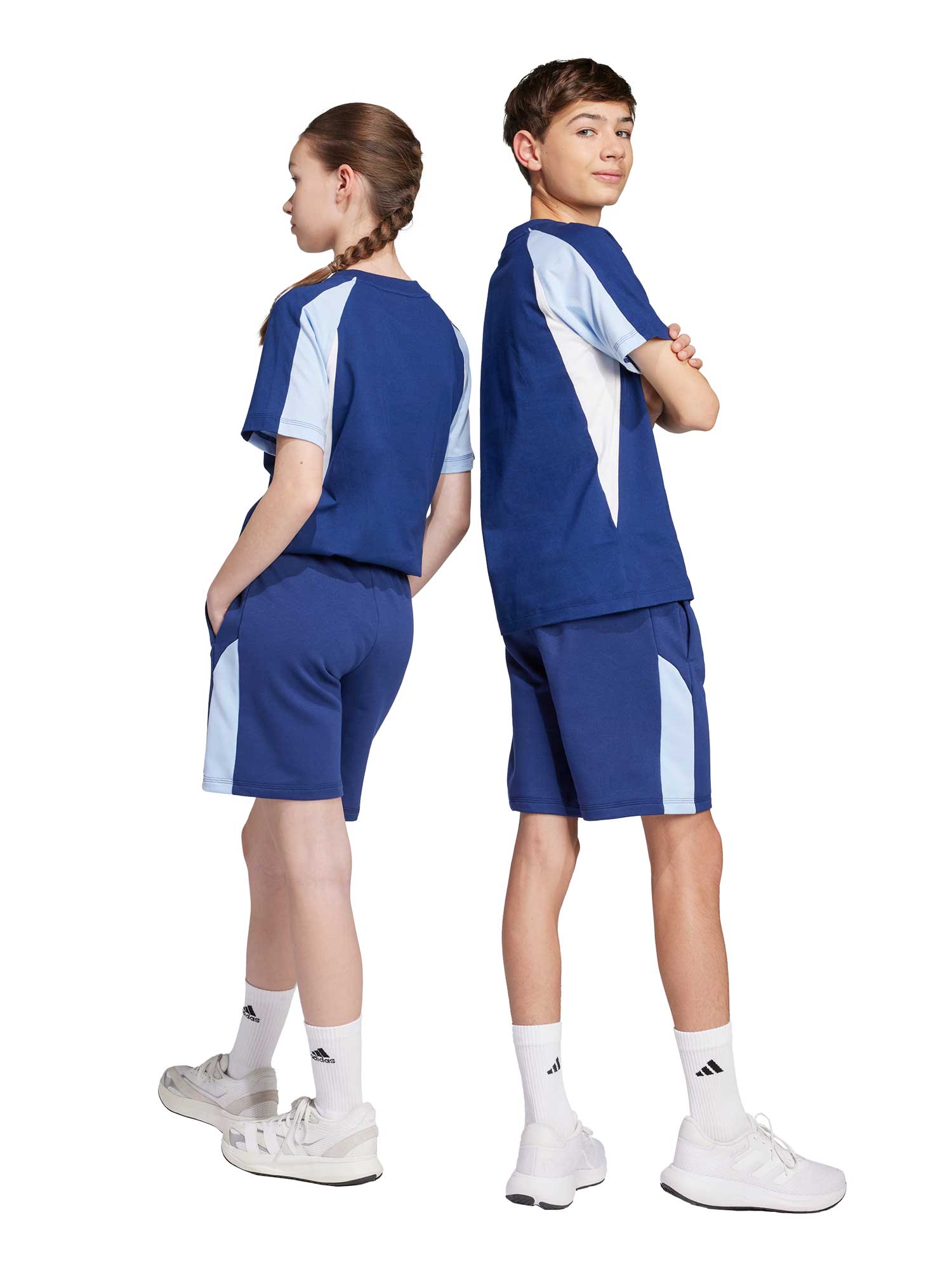 ADIDAS SPORTSWEAR Къси панталони Seasonal Essentials Colorblock