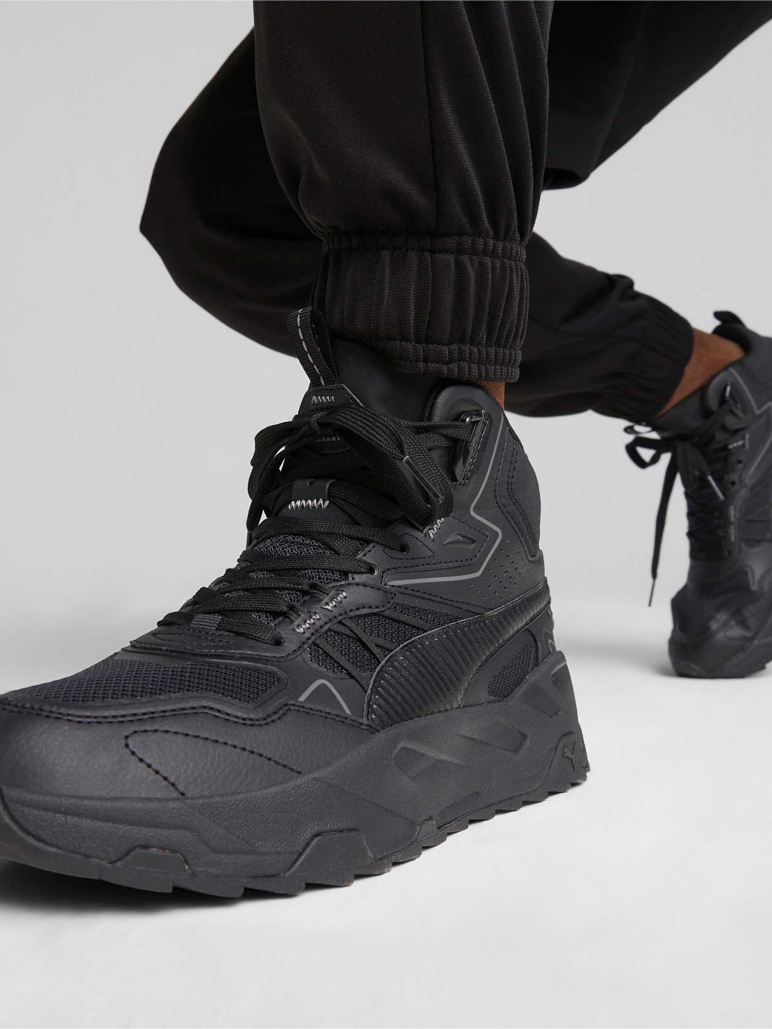 PUMA Обувки Trinity Mid Hybrid