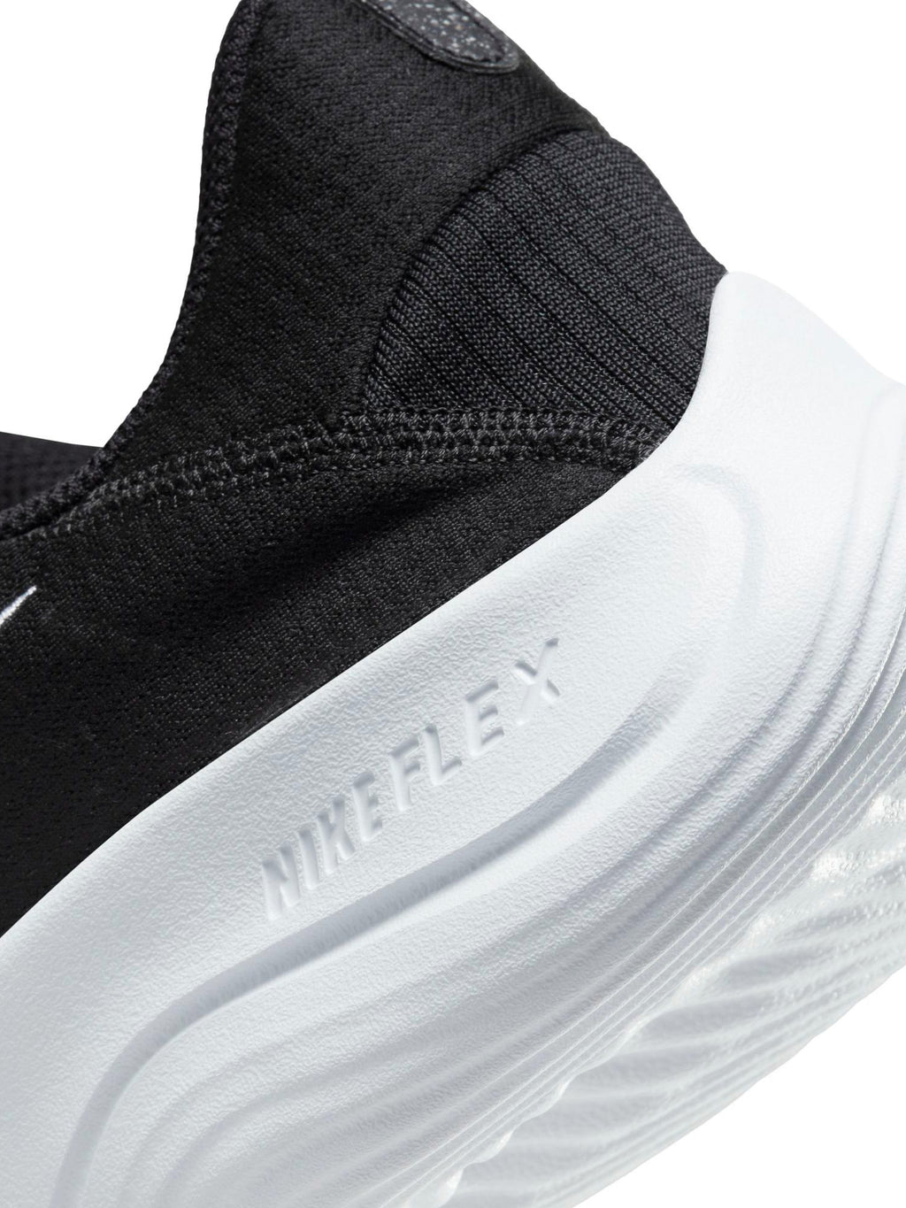 NIKE Обувки FLEX EXPERIENCE RN 11 NN