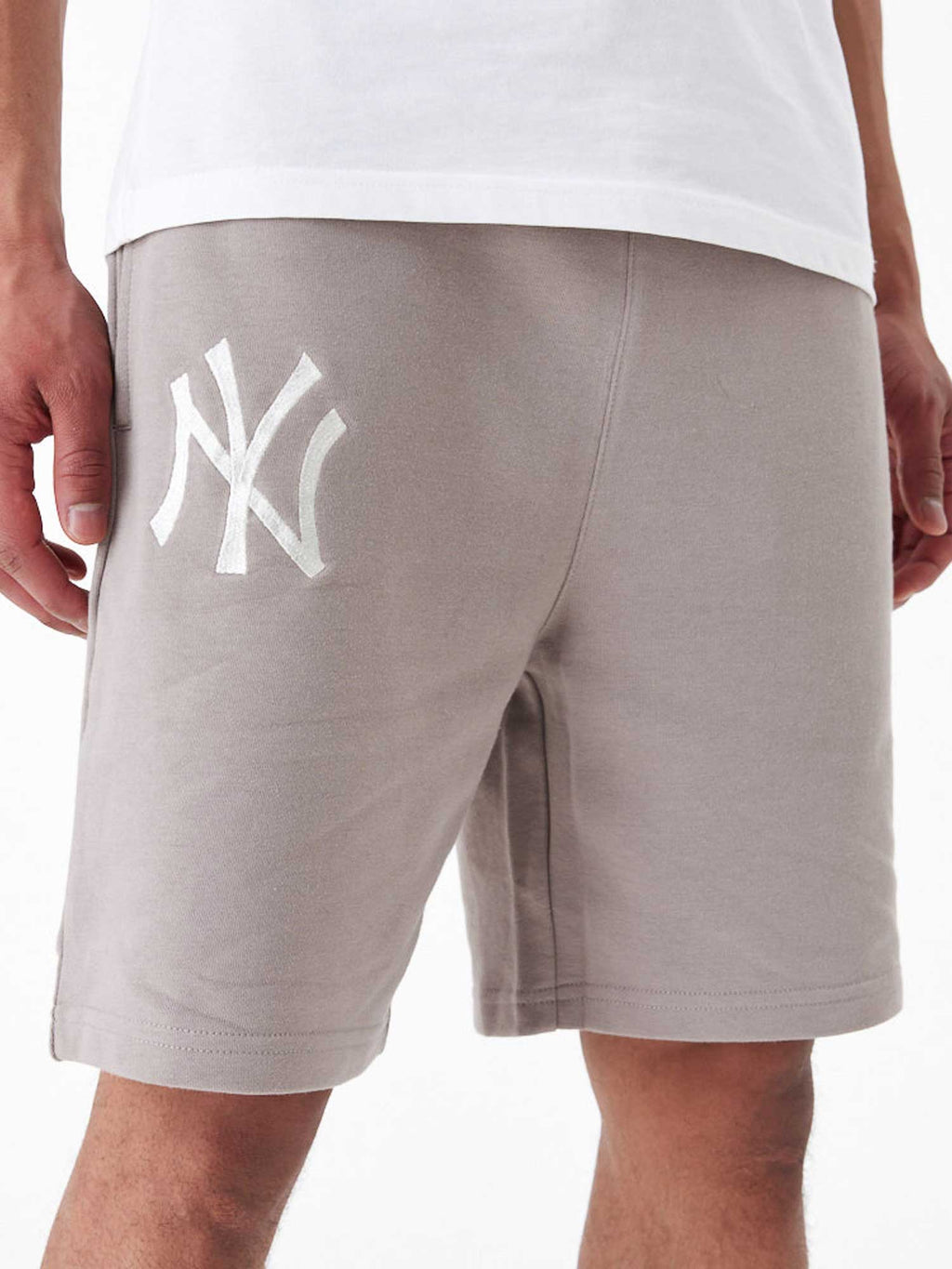 NEW ERA Къси панталони LEAGUE ESSNTLS SHORTS NEYYAN