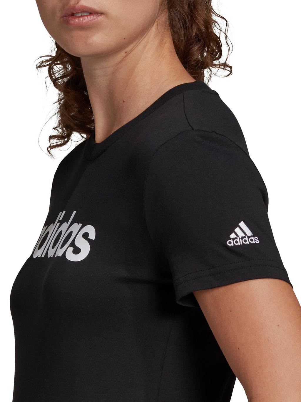ADIDAS SPORTSWEAR Тениска LOUNGEWEAR Essentials Slim Logo