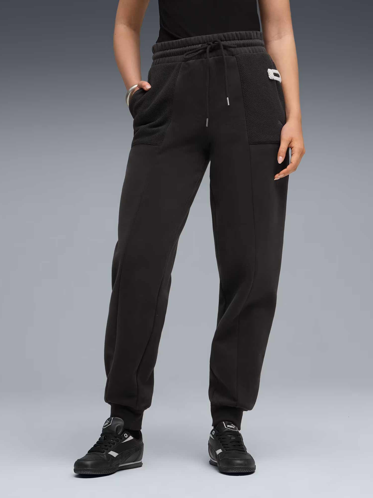 PUMA Спортно долнище HER Comfort High-Waist Sweatp FL