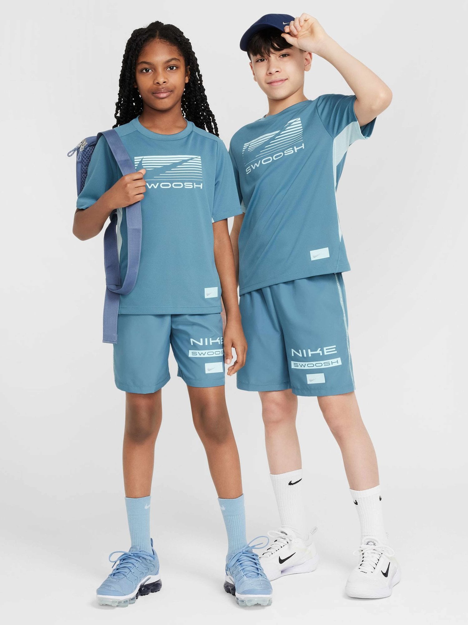 NIKE Тениска B NK DF MULTI SS TOP GX LOVE