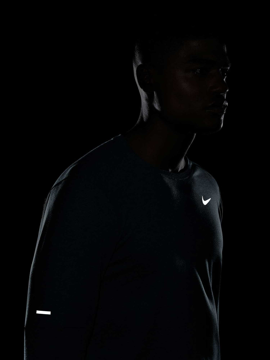 NIKE Блуза M NK DF ELMNT CREW